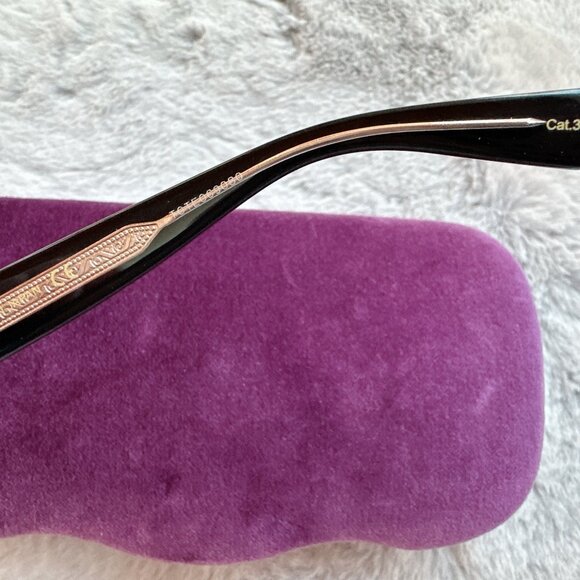 Authentic Gucci Black Oversized Frame Sunglasses - Picture 7 of 9